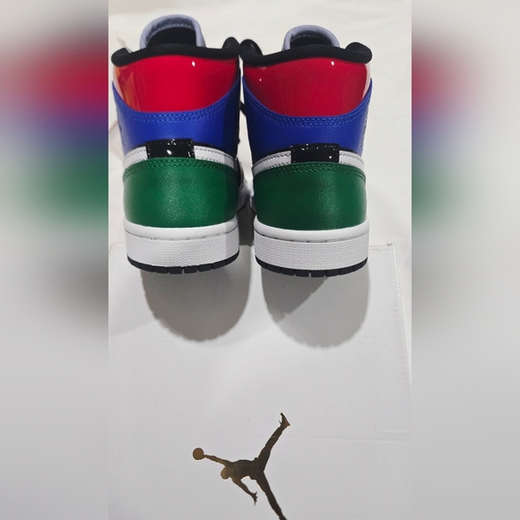 Nike Colorful High-Top Sneakers - Picture 5 of 12